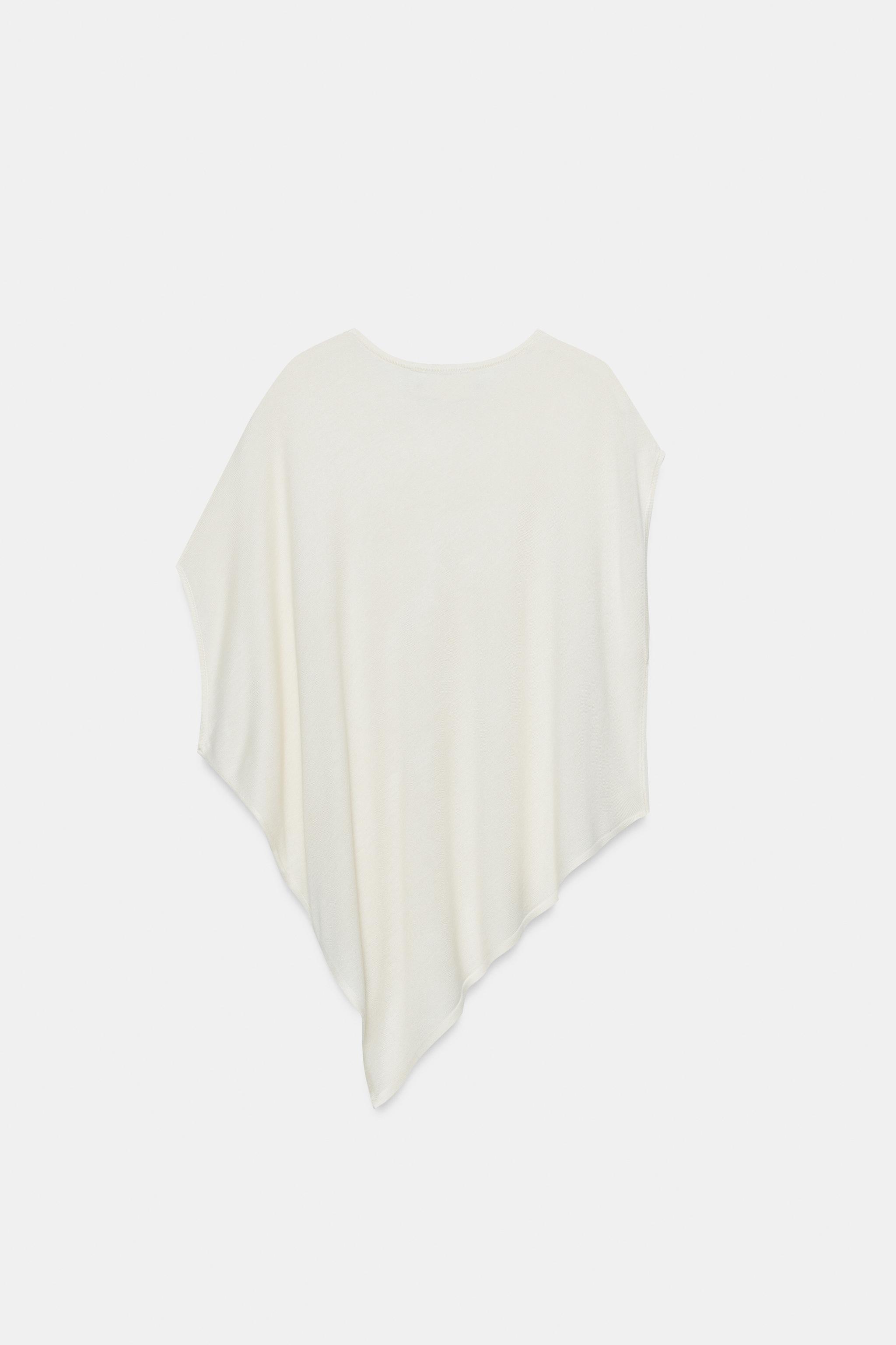 ASYMMETRIC KNIT TOP